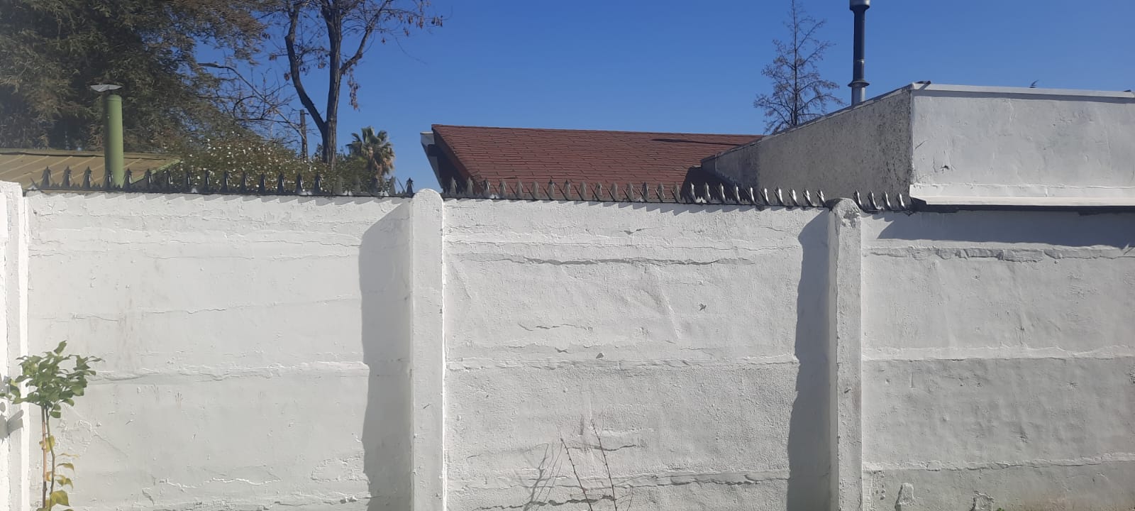 Portones de seguridad instalados