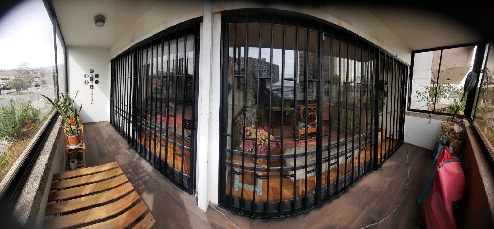 Portones de seguridad instalados